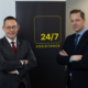Jarno Bor (l.) und Dirk Fröhlich, Geschäftsführer von 24/7 ASSISTANCE. Das Team von 24/7 ASSISTANCE organisiert nach einem eingegangenen Pannennotruf unter anderem Abschleppungen und Reparaturen.